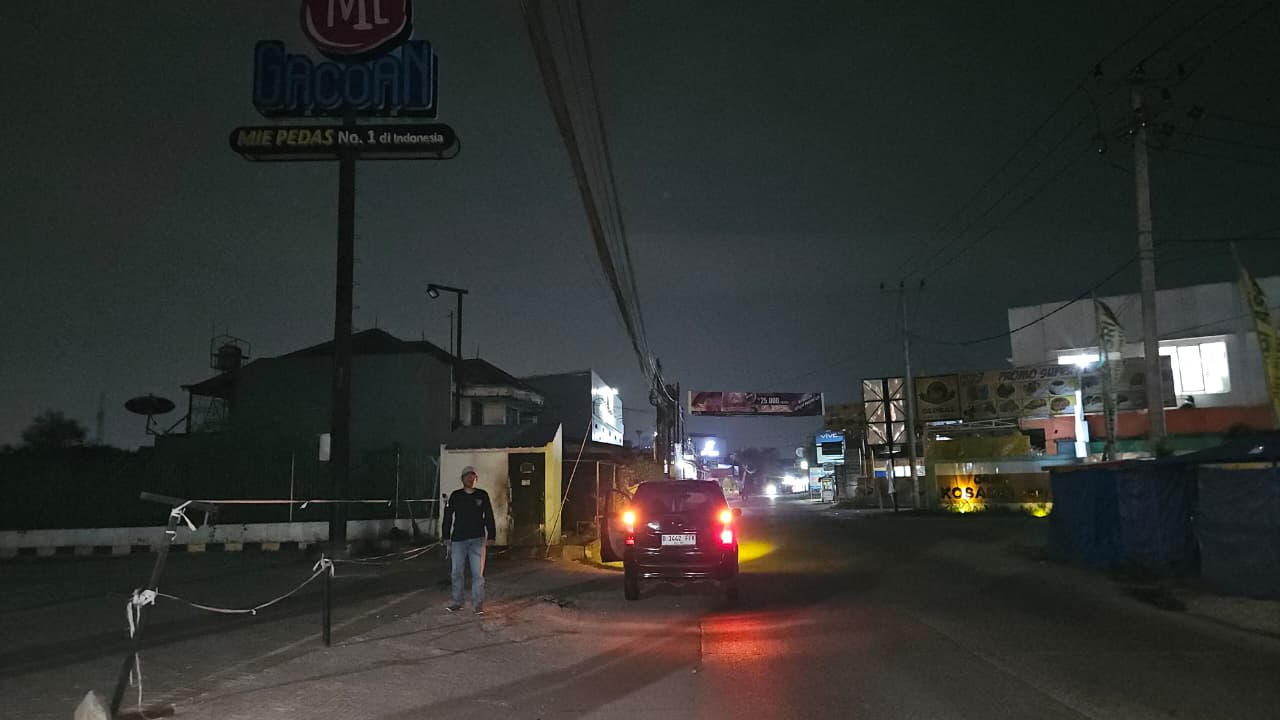 Unit Reskrim Polsek Klari Patroli Kring Serse di Jalan Raya Kosambi–Telagasari Depan Mie Gacoan