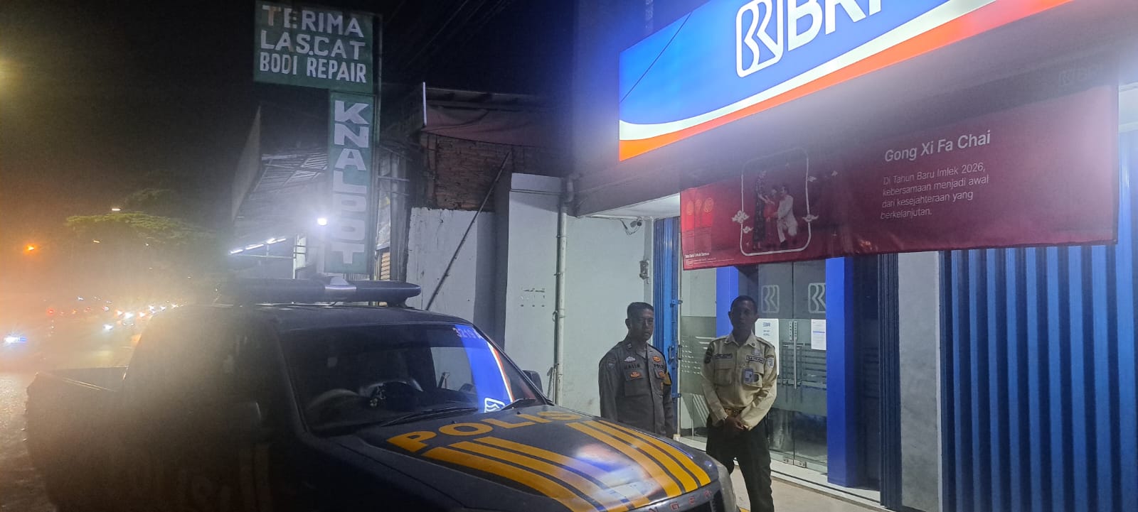 Ciptakan Situasi Bank BRI Aman dan ATM Aman, Personil Polsek Klari Beri Pesan Kamtibmas Ke Security