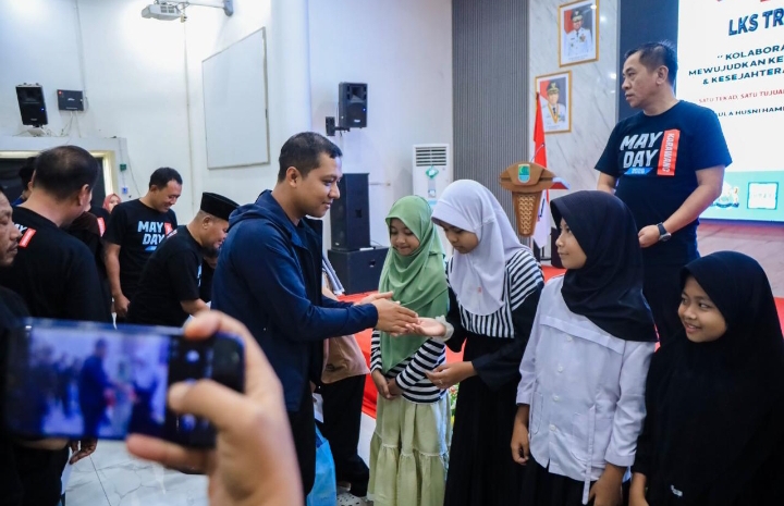 Kapolres Karawang Ucapkan Selamat Hari Buruh, Tekankan Sinergitas Jaga Kondusifitas Daerah
