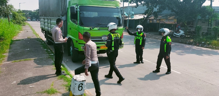 Patroli Rutin Berujung Penindakan, Satlantas Karawang Dalami Temuan Kendaraan Bermasalah