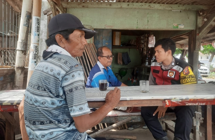 Antisipasi Sebaran TPPO di Lingkungan Masyarakat, Bhabinkamtibmas Polsek Telagasari Himbau Warga Lebih Waspada