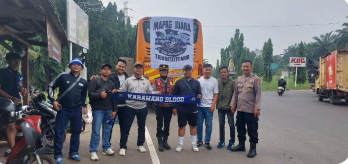 Polsek Telukjambe Barat Melaksanakan Kegiatan Pelayanan dan Pengamanan Keberangkatan Support Viking Menuju GBLA