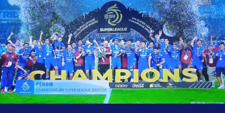 Toreh Sejarah, Persib Bandung Jadi Tim Pertama Raih ‘Hattrick’ 5 Kali Juara Liga Indonesia ‎