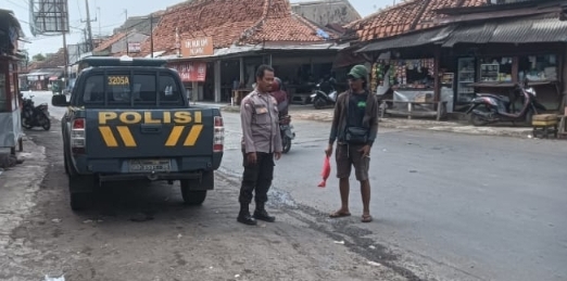 Polsek Jatisari Ciptakan Patroli KRYD Siang, Pastikan Wilayah Pertigaan Cikalong Aman Kondusif