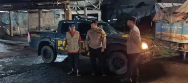 Antisipasi Gukamtibmas Malam Hari, Personel Polsek Jatisari Laksanakan Patroli Prekat
