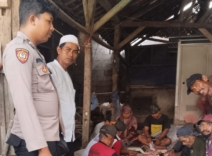 Bhabinkamtibmas Polsek Jatisari Sambang Silaturahmi ke Rumah Warga Desa Pacing ‎