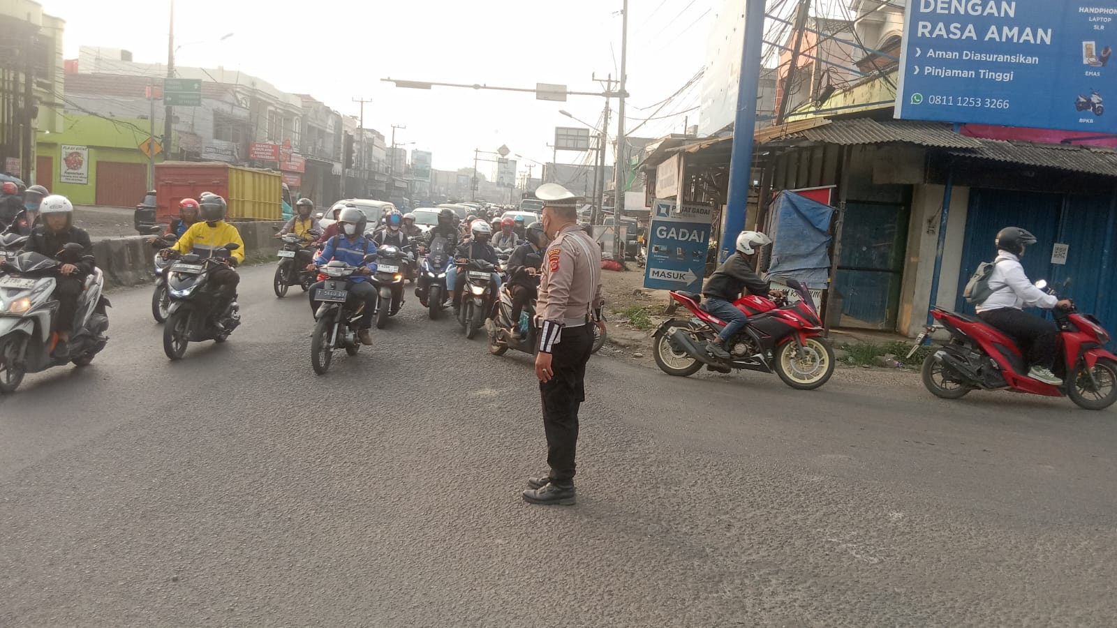 Unit Lantas Polsek Klari Hadir di Tengah Masyarakat, Wujudkan Keamanan dan Kelancaran Arus Lalu Lintas
