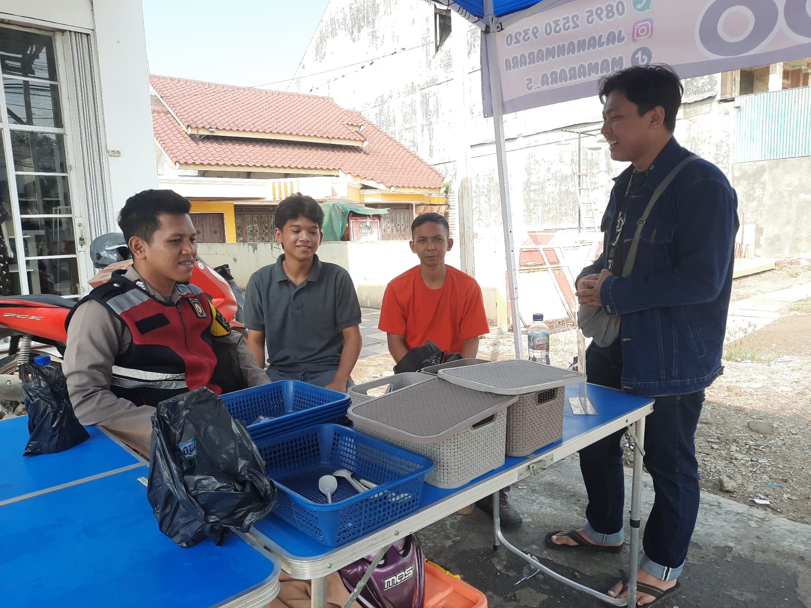 Beri Penyuluhan Kepada Masyarakat, Bhabinkamtibmas Polsek Telagasari Cegah Kenakalan Remaja