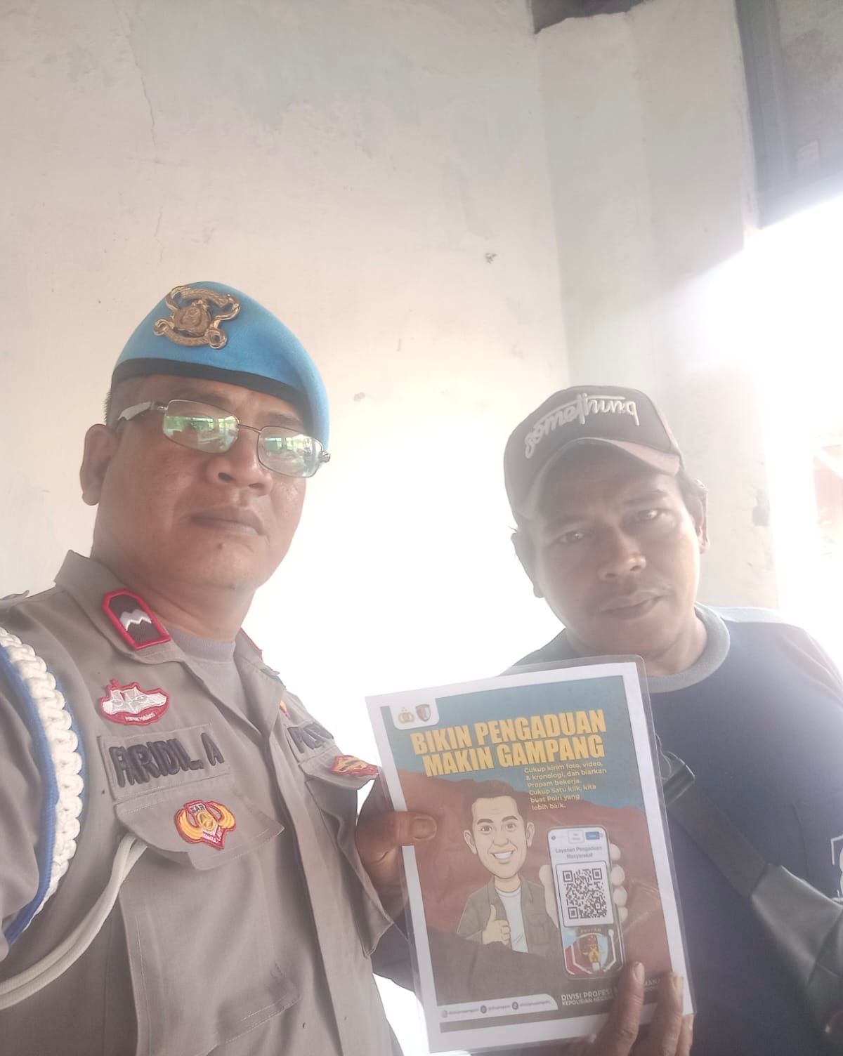 Polsek Banyusari Melaksanakan Sosialisasi QR Barcode ke Masyarakat Pengaduan Divisi Propam Polri Bidpropam Polda Jabar
