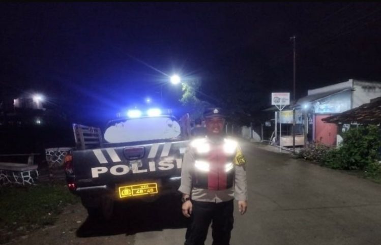 Prekat Polsek Banyusari Giat Patroli Jalan Raya Antisipasi Kejahatan