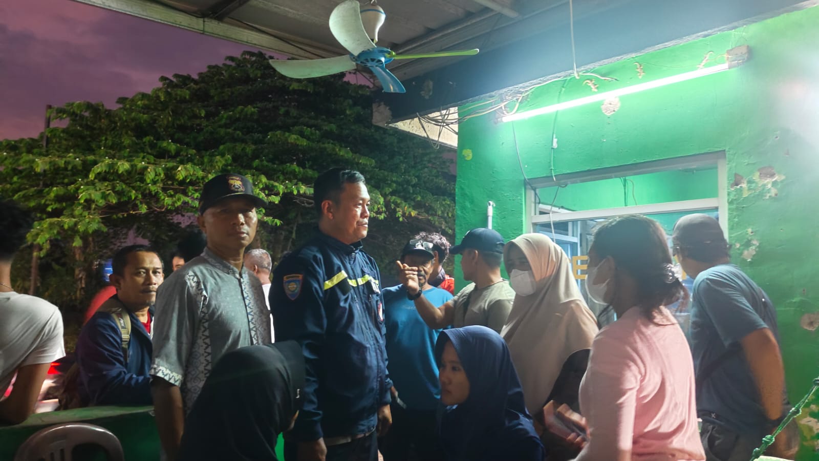 Bhabinkamtibmas Polsek Klari Patroli Humanis, Sapa Warga Desa Belendung