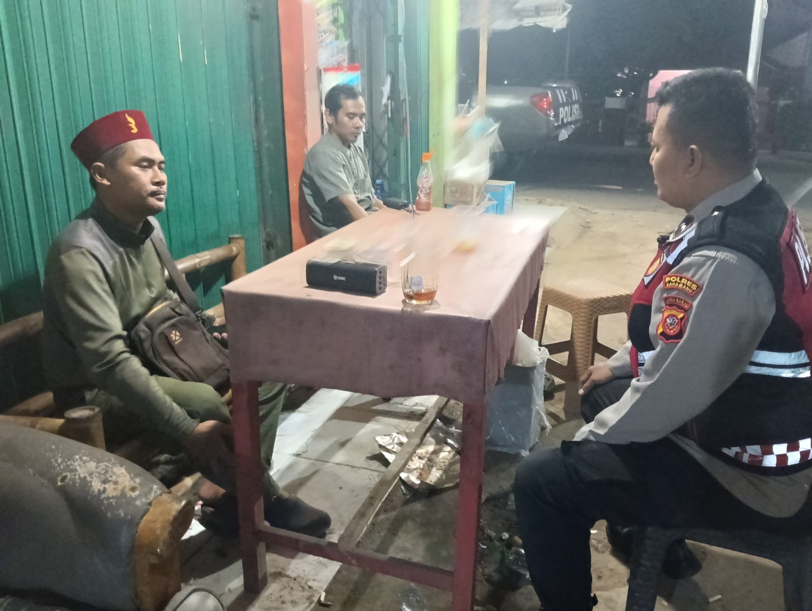 Bhabinkamtibmas Polsek Telagasari Bina Giat Siskamling Masyarakat Binaan