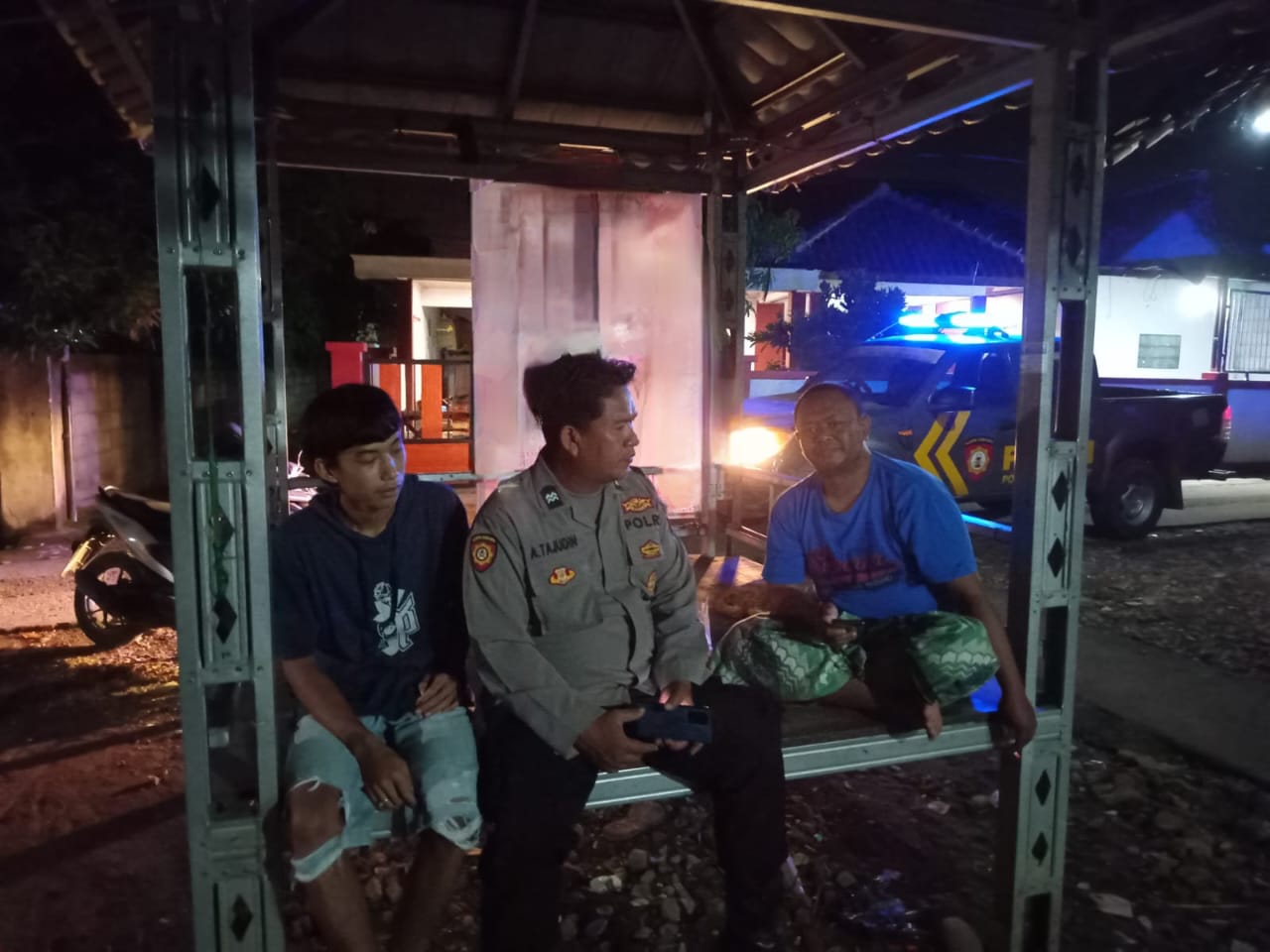 Bhabinkamtibmas Polsek Telagasari Gencar Laksanakan Siskamling Antisipasi Gukamtibmas