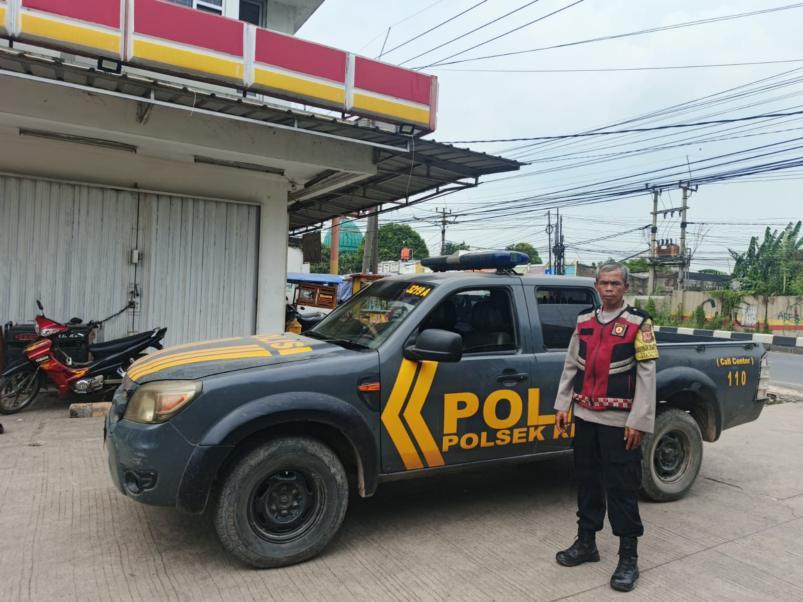 Patroli KRYD Polsek Klari Kontrol Pusat Perbelanjaan Alfamart