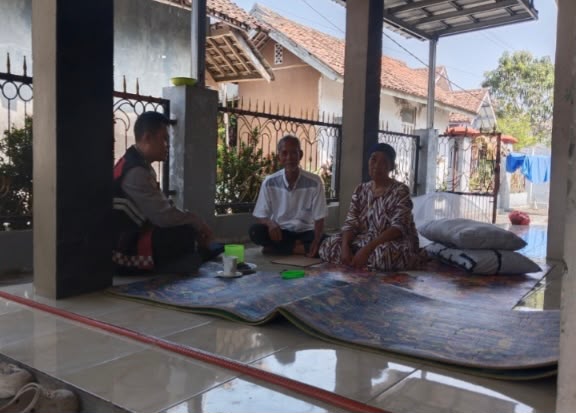 Kanit Sabhara Polsek Banyusari Melaksanakan Sosialisasikan Bahaya TPPO