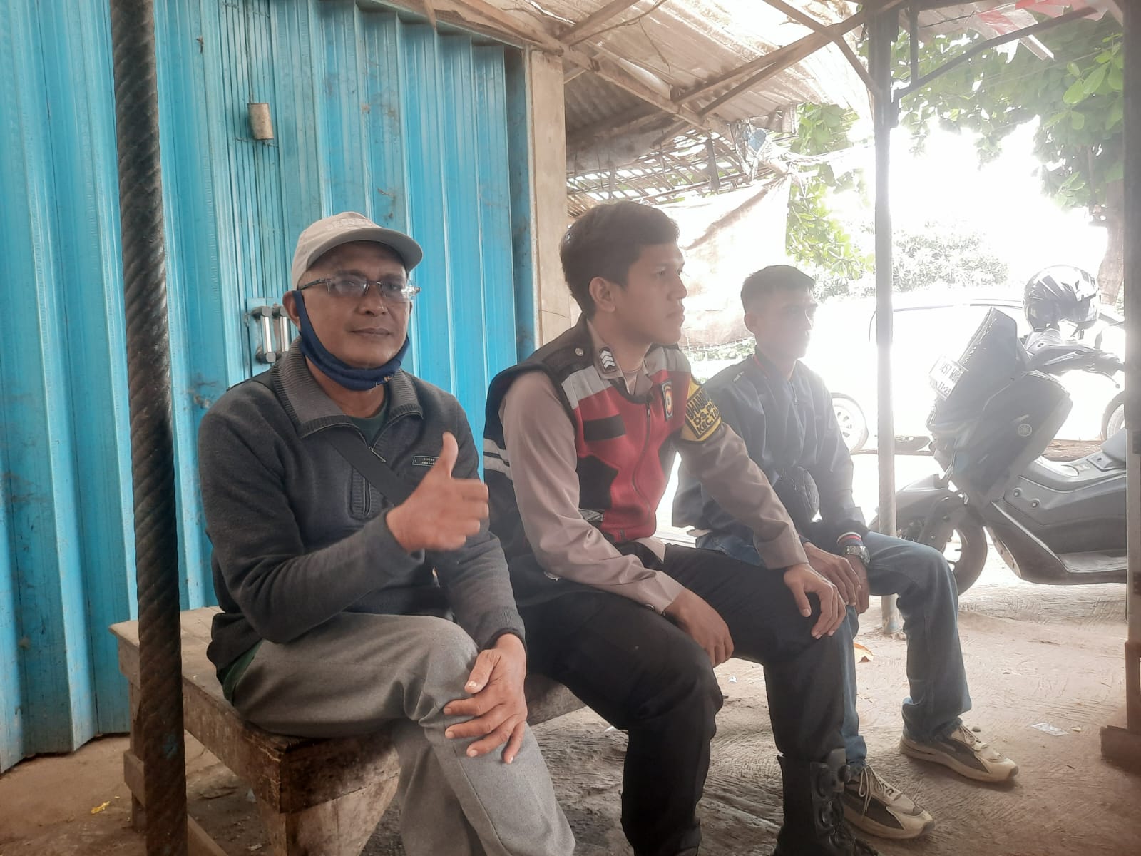 Antisipasi Sebaran TPPO di Lingkungan Masyarakat, Bhabinkamtibmas Polsek Telagasari Himbau Warga Lebih Waspada
