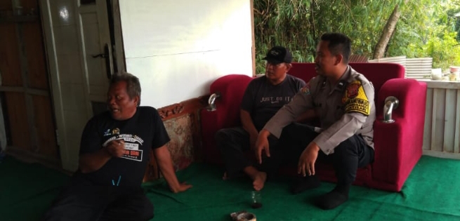 Bhabinkamtibmas Desa Balonggandu Sosialisasikan Bahaya TPPO