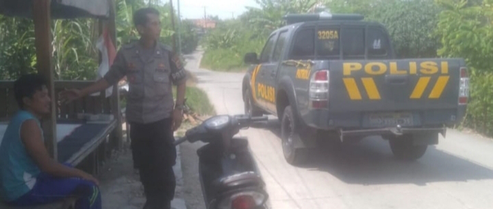 Personel Polsek Jatisari Gelar Patroli Siang, Pererat Kedekatan dengan Warga