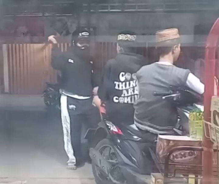 Viral CCTV Curas di Karawang, Polisi Identifikasi Pelaku dan Lakukan Pengejaran Intensif