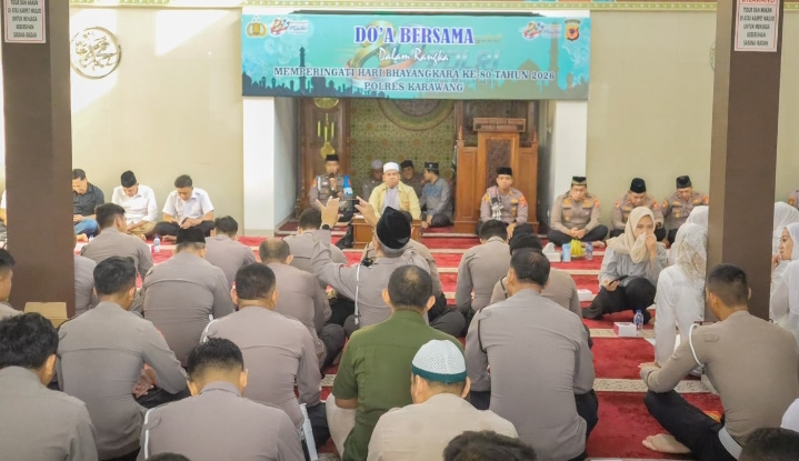 Kapolres Karawang Pimpin Langsung Giat Binrohtal, Perkuat Iman dan Semangat Pengabdian Personel Jelang HUT Bhayangkara ke-80