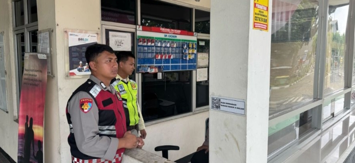 Patroli Polsek Telukjambe Barat Sambangi Pos Pertamina SP Cicauh