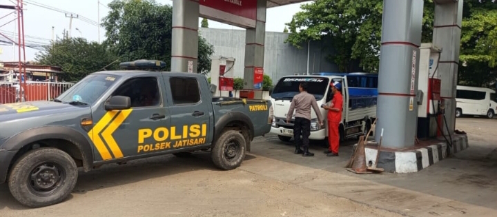 Polsek Jatisari Lakukan Patroli Sasaran Objek Vital SPBU Kertasari Balonggandu ‎