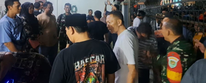 Polsek Klari Tangani dan Selesaikan Permasalahan Warga Munjul Desa Curug Berakhir Damai dan Kekeluargaan