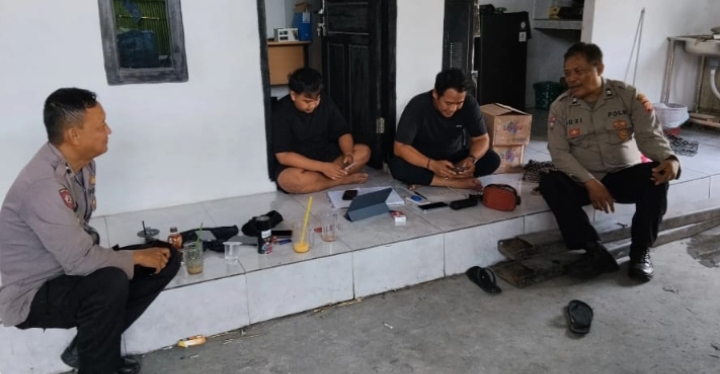 Cegah Korban TPPO, Personil Polsek Telukjambe Barat Berikan Edukasi Pencegahannya