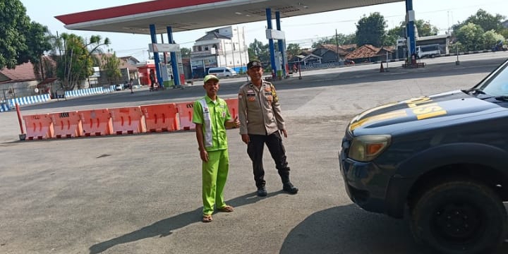 Polsek Jatisari Lakukan Patroli Sasaran Objek Vital Stasiun Pengisian Bahan Bakar