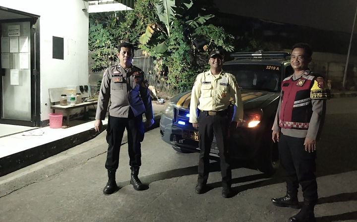 Antisipasi Gangguan Kamtibmas, Polsek Klari Patroli Malam Sambang Security PT. UDI