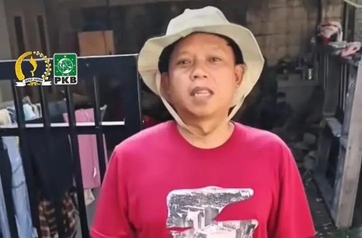 Petugas Kebersihan Ucapkan Terima Kasih atas Bantuan Roda Sampah dari Humaira Zahrotun Noor