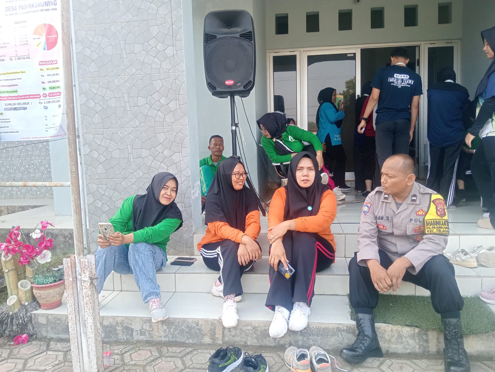 Waspadai TPPO, Bhabinkamtibmas Polsek Telagasari Sambangi Warga dan Berikan Himbauan