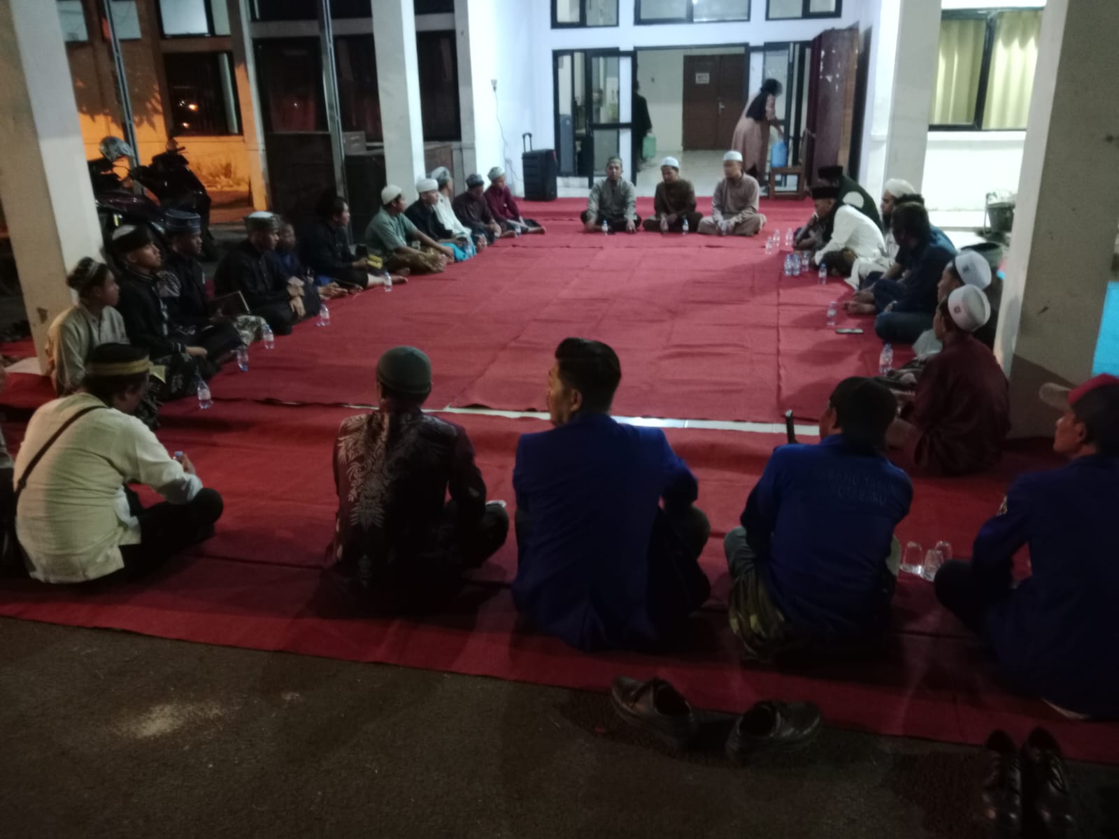 Sinergi Spiritual, Camat Kotabaru Ajak Warga Khotmil Quran di Malam Minggu