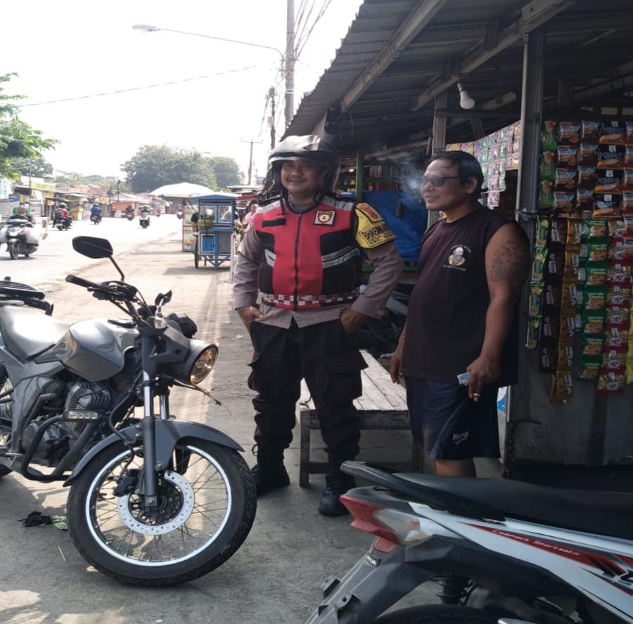 Prekat Polsek Banyusari Sosialisasikan Bahaya TPPO