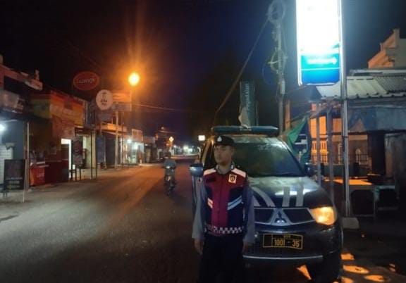 Prekat Polsek Banyusari Giat Patroli Jalan Raya Antisipasi Kejahatan