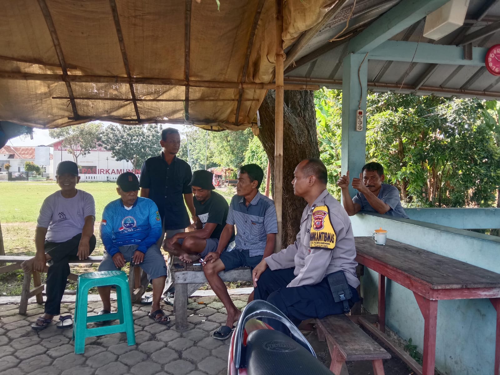 Waspada TPPO, Bhabinkamtibmas Polsek Telagasari Himbau Warga Waspada