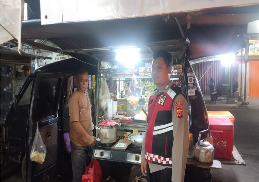 Prekat Polsek Banyusari Giat Patroli Jalan Raya Antisipasi Kejahatan