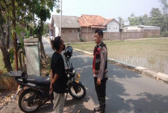 Prekat Polsek Banyusari Sosialisasikan Bahaya TPPO