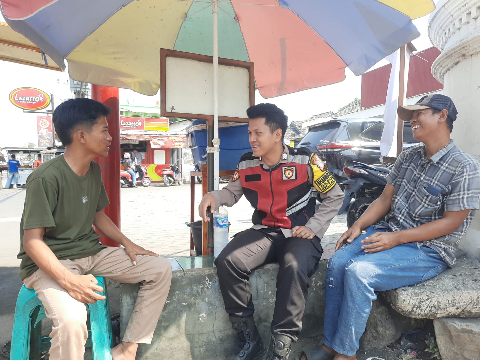 Bhabinkamtibmas Polsek Telagasari Ingatkan Warga Tetap Waspada Potensi TPPO