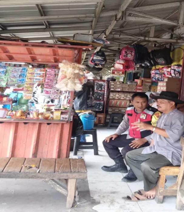 Prekat Polsek Banyusari Sosialisasikan Bahaya TPPO