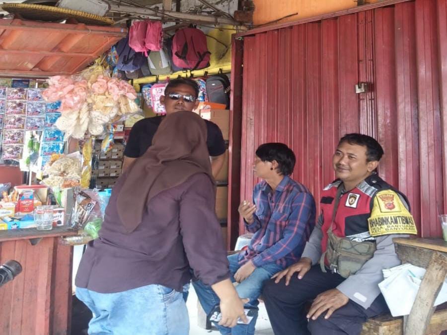 Prekat Polsek Banyusari Sosialisasikan Bahaya TPPO
