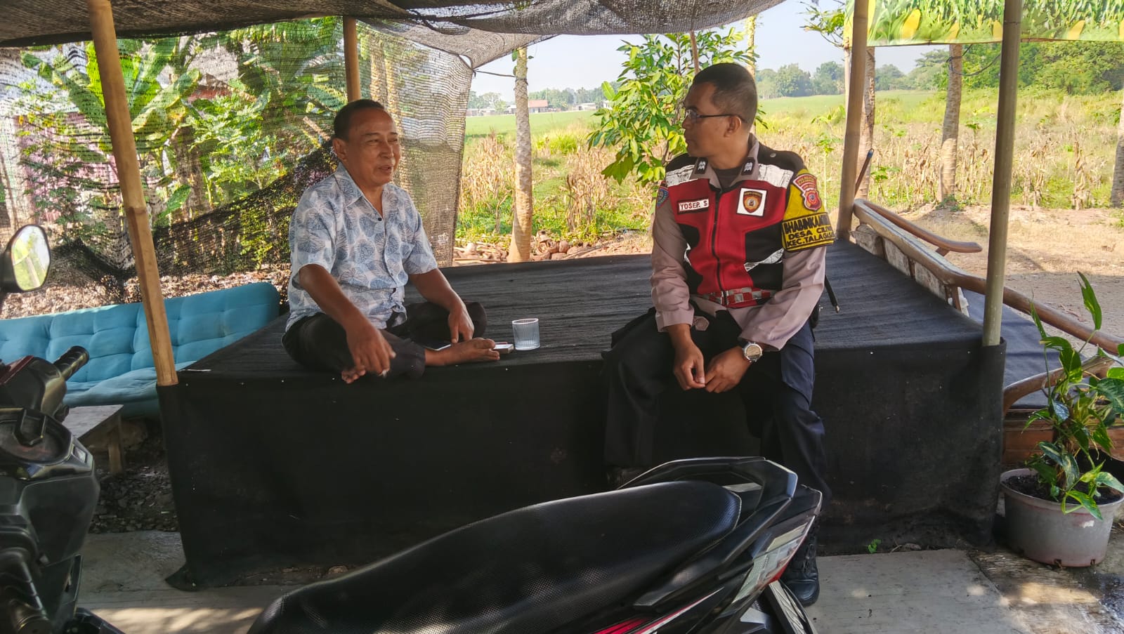 Bhabinkamtibmas Polsek Telagasari Himbau Warga Tetap Waspada TPPO