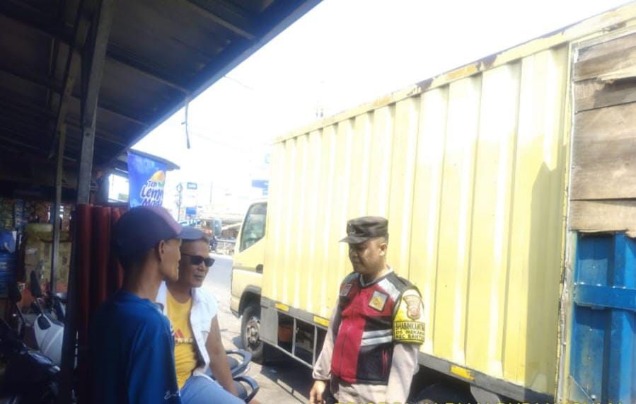 Prekat Polsek Banyusari Sosialisasikan Bahaya TPPO