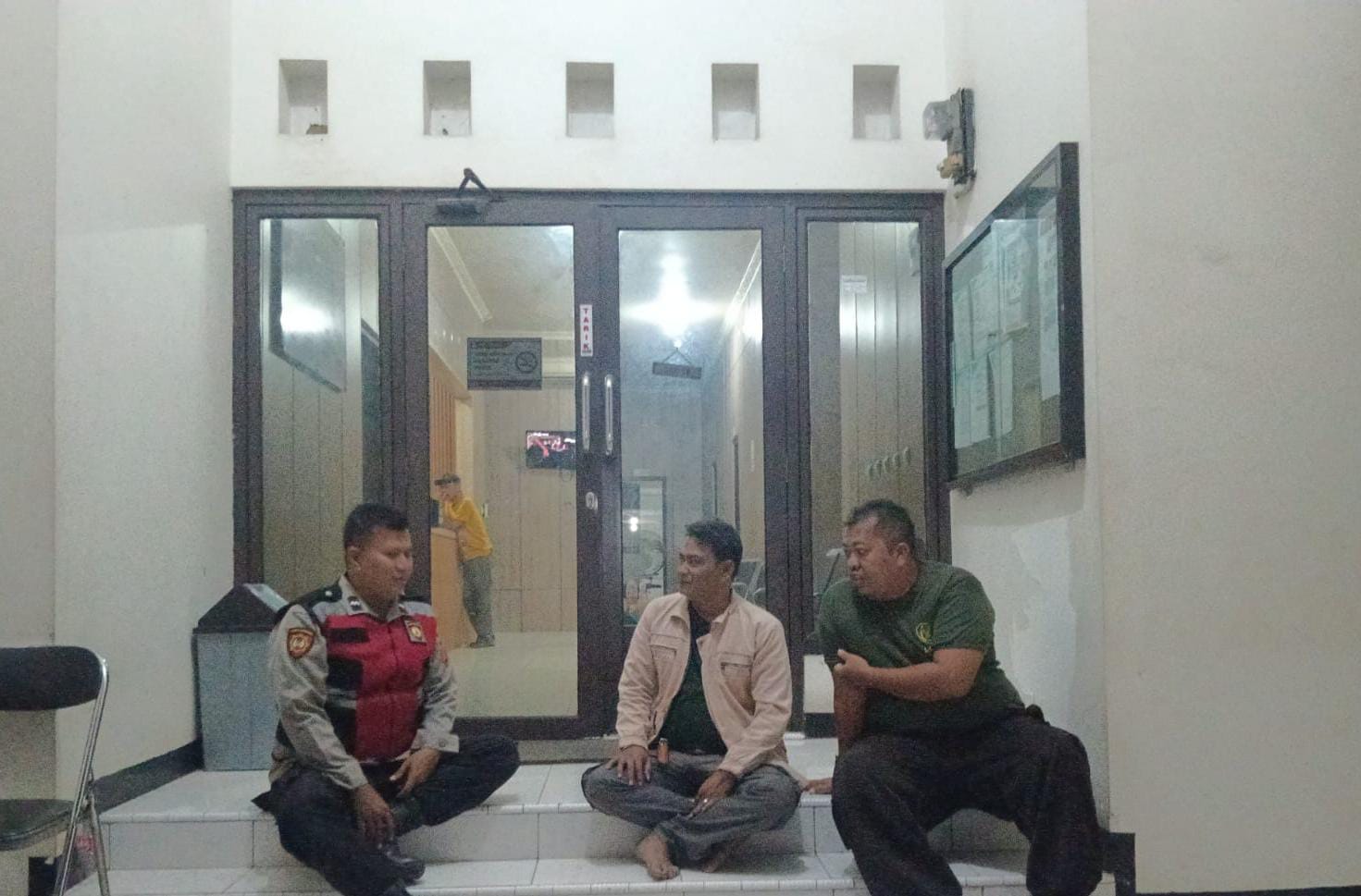 Bhabinkamtibmas Polsek Telagasari Gencar Laksanakan Siskamling Untuk Cegah Gukamtibmas