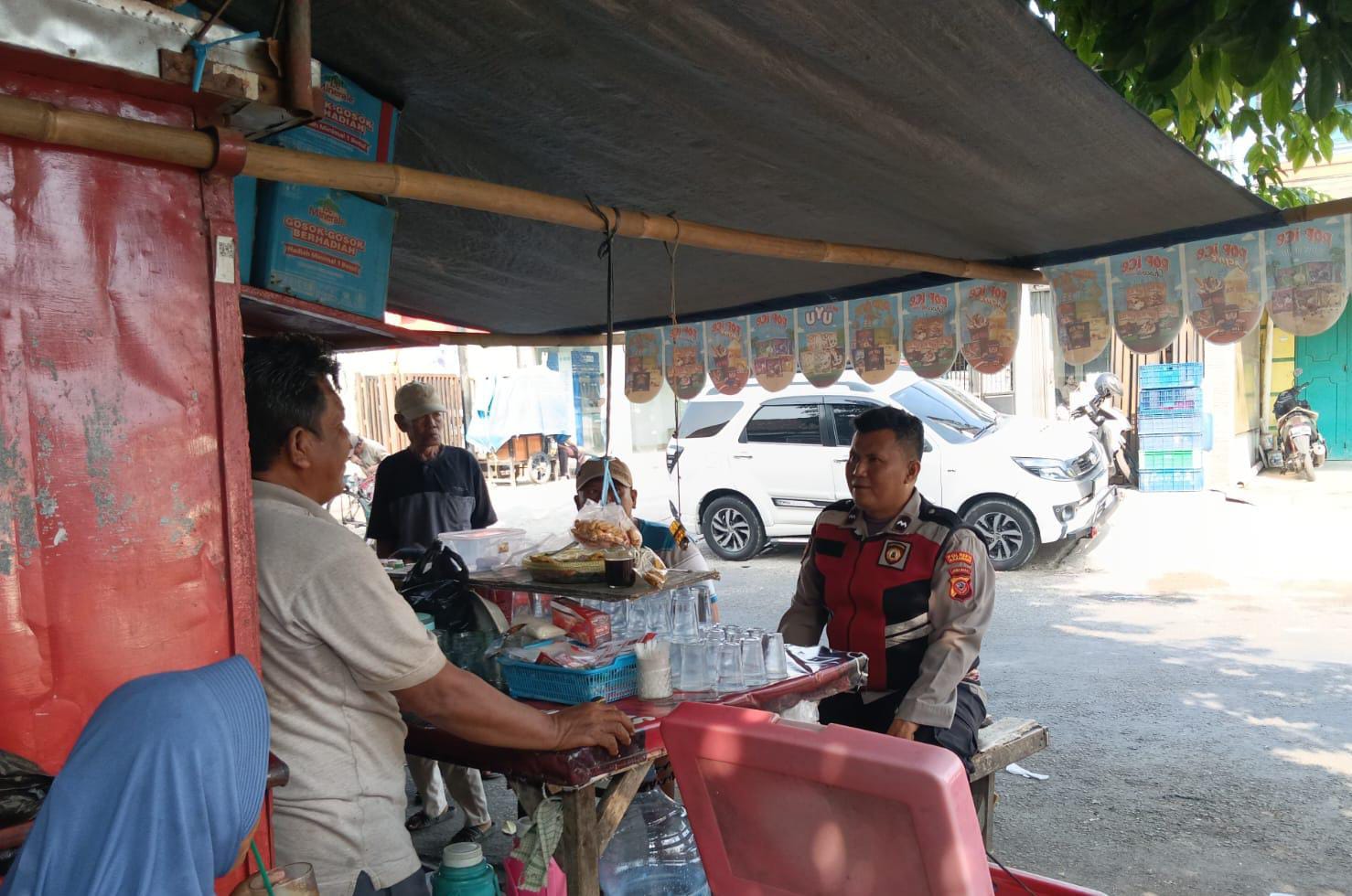 Bhabinkamtibmas Polsek Telagasari Sebar Himbauan TPPO Kepada Masyarakat Binaan