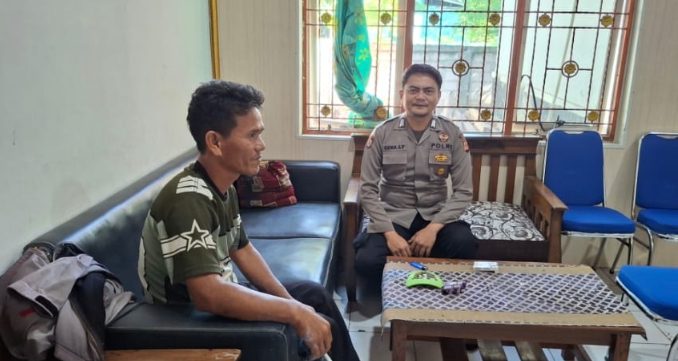 Bhabinkamtibmas Polsek Jatisari Sambangi Warga, Jalin Kemitraan Dan Ciptakan Situasi Kamtibmas Yang Kondusif
