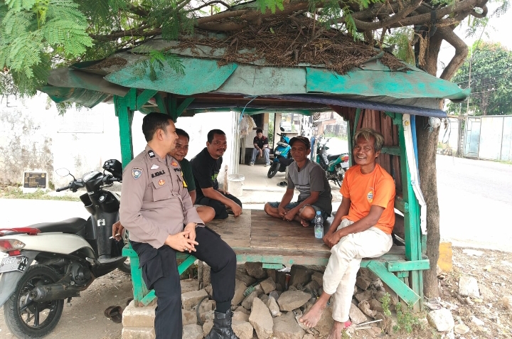 Polisi Klari Ingatkan Terus Kamtibmas kepada Warga Dusun Mangga Besar