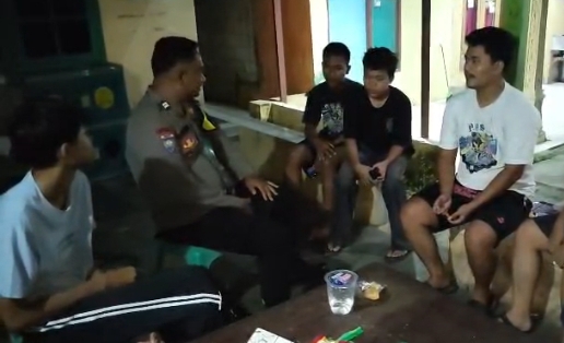 Bhabinkamtibmas Desa Cimahi Himbau Remaja Hindari Tawuran dan Permainan Slot ‎