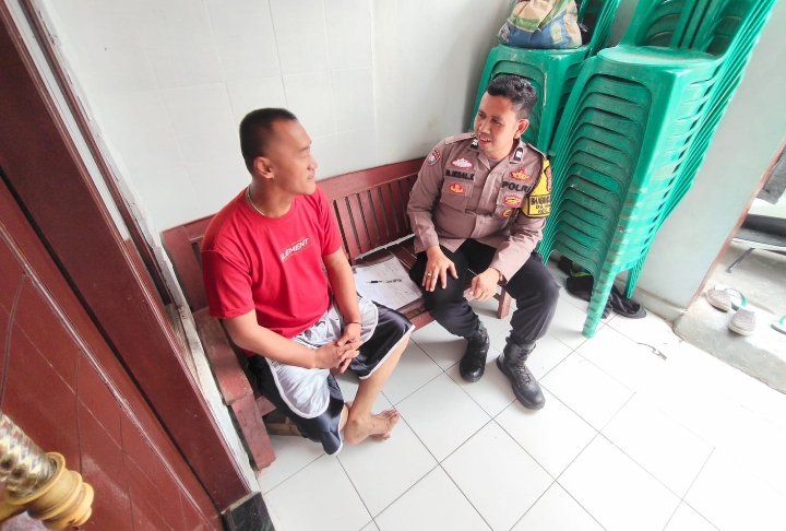 Aiptu Ikbal Karis Sampaikan Pesan Kamtibmas kepada Warga Dusun Mangga Besar