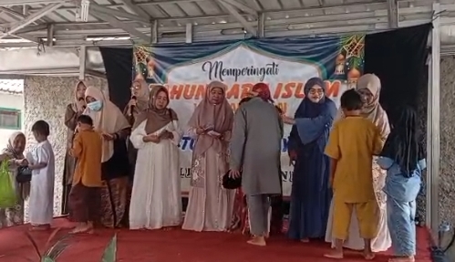 Keluarga Besar Majlis Taklim Nurul Jannah Kosambi II, Santuni Anak Yatim sebagai Tanda Syukur